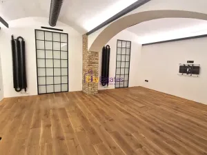 Prodej bytu 1+1, Praha - Smíchov, Janáčkovo nábřeží, 50 m2