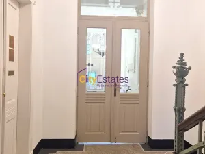 Prodej bytu 1+1, Praha - Smíchov, Janáčkovo nábřeží, 50 m2