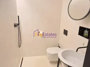 Prodej kanceláře, Praha - Smíchov, Janáčkovo nábřeží, 135 m2