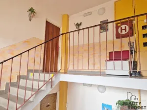 Prodej bytu 4+1, Hustopeče, U Větrolamu, 88 m2