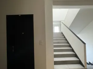 Pronájem bytu 1+kk, Praha - Vinohrady, Radhošťská, 36 m2