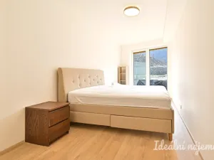 Pronájem bytu 2+kk, Brno, Bystrcká, 57 m2