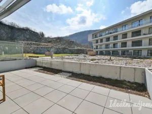 Pronájem bytu 2+kk, Brno, Bystrcká, 57 m2