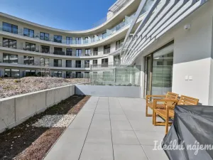 Pronájem bytu 2+kk, Brno, Bystrcká, 57 m2