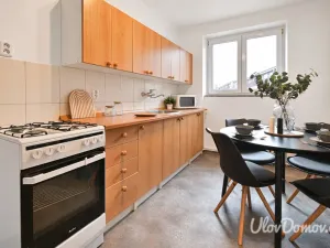 Prodej bytu 2+1, Praha - Dejvice, Šárecká, 56 m2