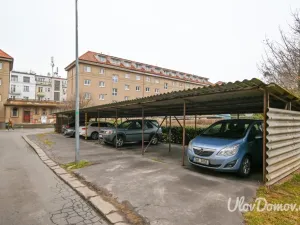 Prodej bytu 2+1, Praha - Dejvice, Šárecká, 56 m2