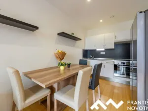 Prodej bytu 2+kk, Pohořelice, Znojemská, 51 m2