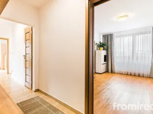 Pronájem bytu 3+1, Brno, Kamínky, 73 m2