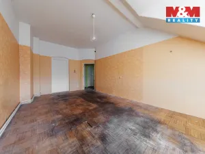 Prodej bytu 4+1, Karlovy Vary, Wolkerova, 146 m2