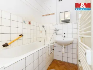 Prodej bytu 3+1, Pardubice - Zelené Předměstí, Sladkovského, 83 m2