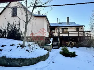 Prodej rodinného domu, Lopeník, 250 m2