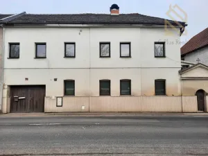 Prodej rodinného domu, Velké Žernoseky, 235 m2