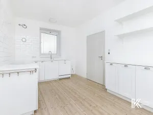 Pronájem kanceláře, Pardubice, Chrudimská, 149 m2