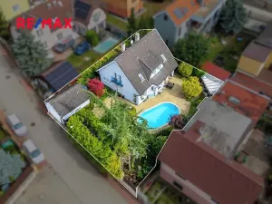 Prodej rodinného domu, Praha - Lochkov, V oudolku, 183 m2