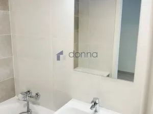 Pronájem bytu 2+kk, Praha, Křižíkova, 63 m2