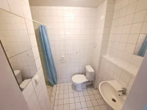 Pronájem bytu 1+kk, Praha - Vysočany, U vinných sklepů, 28 m2