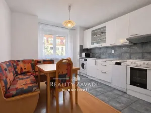 Pronájem bytu 2+1, Praha - Podolí, Jeremenkova, 49 m2