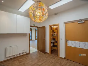 Pronájem obchodního prostoru, Praha - Hlubočepy, Hlubočepská, 104 m2