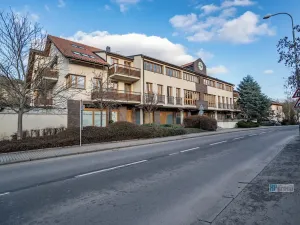 Prodej obchodního prostoru, Praha - Hlubočepy, Hlubočepská, 104 m2