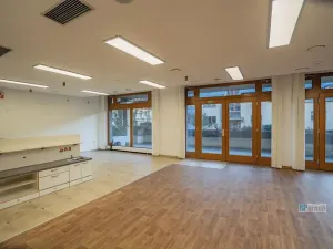 Prodej obchodního prostoru, Praha - Hlubočepy, Hlubočepská, 104 m2