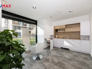 Pronájem obchodního prostoru, Praha - Libeň, Voctářova, 177 m2