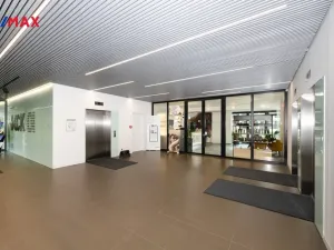 Pronájem obchodního prostoru, Praha - Libeň, Voctářova, 177 m2