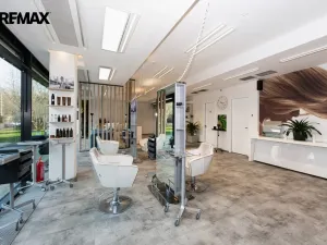 Pronájem obchodního prostoru, Praha - Libeň, Voctářova, 177 m2