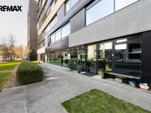 Pronájem obchodního prostoru, Praha - Libeň, Voctářova, 177 m2