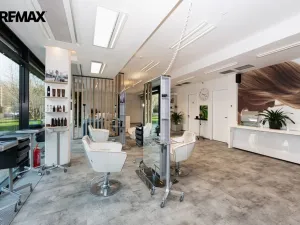 Pronájem obchodního prostoru, Praha - Libeň, Voctářova, 177 m2