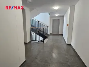 Pronájem bytu 2+kk, Kolín, Zásmucká, 71 m2