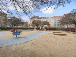 Prodej bytu 1+1, Praha - Holešovice, Osadní, 45 m2