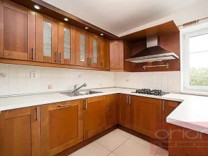 Pronájem rodinného domu, Praha - Stodůlky, Ke Koh-i-nooru, 300 m2