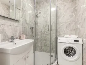 Prodej bytu 3+1, Praha - Hlubočepy, Lamačova, 62 m2