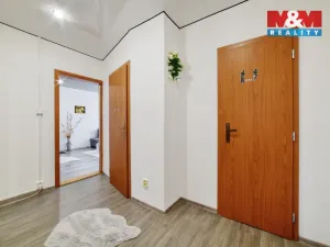 Prodej bytu 2+1, Bukovany, 51 m2