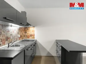 Prodej bytu 2+kk, Praha - Bohnice, Bohnická, 55 m2