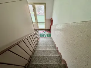 Prodej bytu 3+1, Chomutov, Pod Břízami, 60 m2