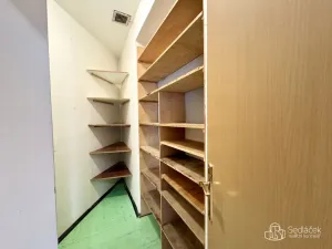 Pronájem bytu 3+1, Karlovy Vary, Foersterova, 103 m2