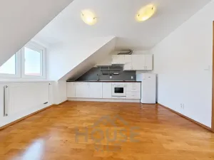 Prodej bytu 2+1, Praha - Dejvice, 57 m2