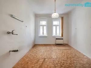 Prodej bytu 1+1, Mariánské Lázně, Mladějovského, 41 m2