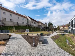 Prodej bytu 1+kk, Praha - Lysolaje, Lysolajské údolí, 43 m2