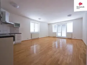 Pronájem bytu 2+kk, Žďár nad Sázavou, Kupecká, 62 m2