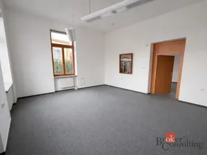 Pronájem kanceláře, Opava - Předměstí, Janská, 280 m2