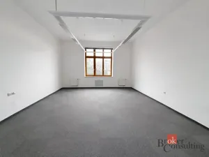 Pronájem kanceláře, Opava - Předměstí, Janská, 280 m2