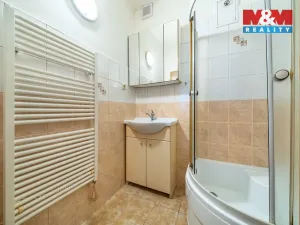 Prodej bytu 1+kk, Vráž, 41 m2