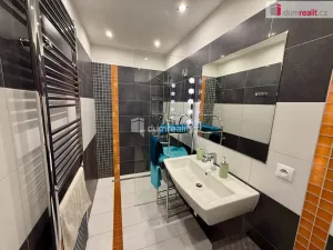 Pronájem bytu 2+1, Mariánské Lázně, Hlavní třída, 73 m2