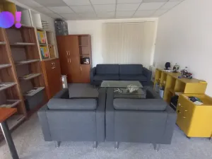 Pronájem kanceláře, Žďár nad Sázavou, nám. Republiky, 35 m2