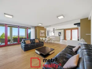 Prodej rodinného domu, Slatinky, 258 m2