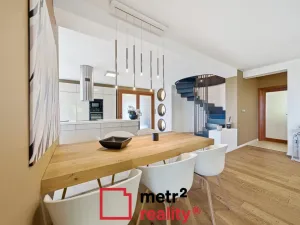 Prodej rodinného domu, Slatinky, 258 m2