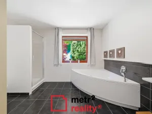 Prodej rodinného domu, Slatinky, 258 m2