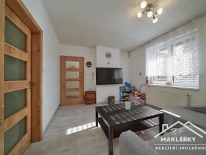 Prodej rodinného domu, Zásmuky, Sladkovského, 186 m2